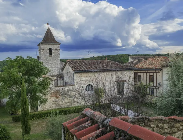 Toits d'un village du Lot